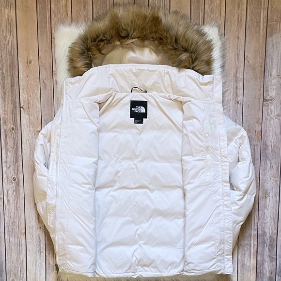 The North Face Women’s Gotham Jacket In Gardenia White - Picture 5 of 9